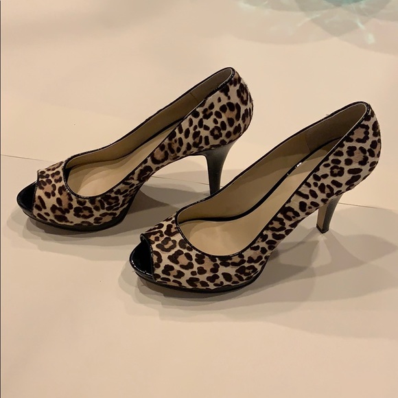 Hide on Hair Ladies Heels - Picture 2 of 5